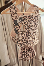 Load image into Gallery viewer, Baby Bjorn Mini Carrier Cotton - Beige Leopard
